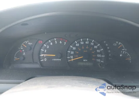 2000 Toyota Tundra Sr5 V8 z USA, uszkodzony, nr VIN 5TBRT3411YS010265